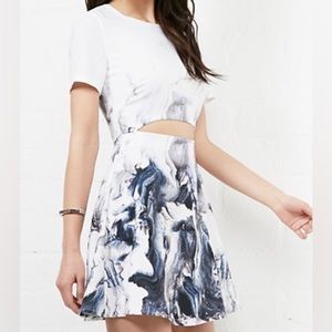 StyleStalker Maya Circle Dress